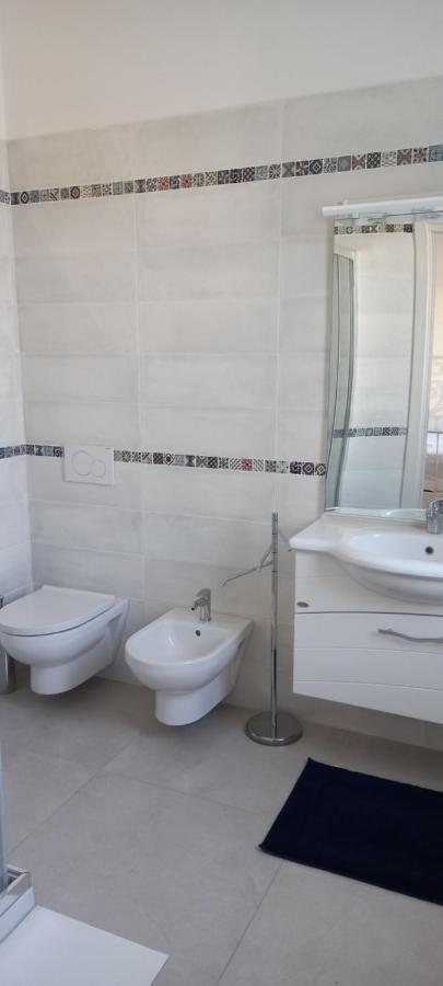 Casa Elisabetta Lägenhet Monopoli Exteriör bild